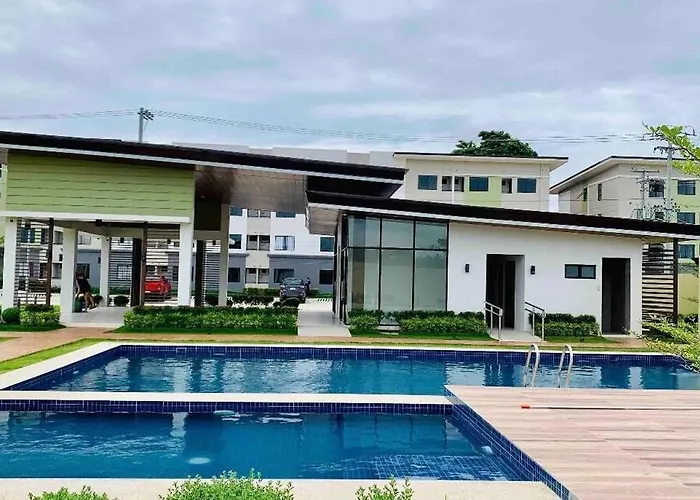 Plumera Near Airport Malls & Schools With Elevator417 Lapu-Lapu City