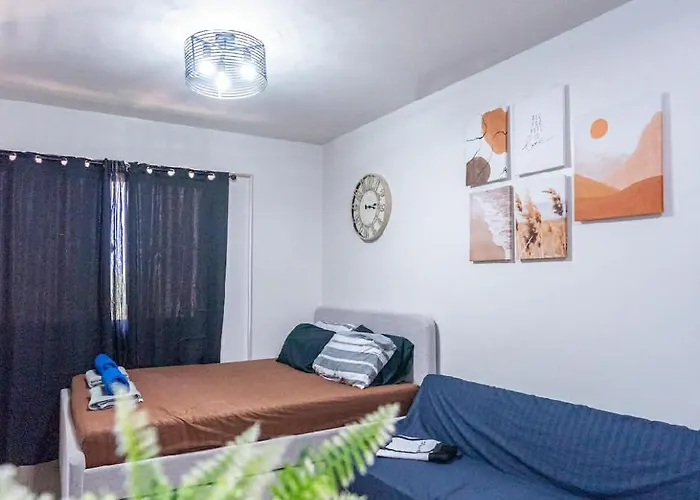 Apartment Plumera Near Airport Malls & Schools With Elevator417 *